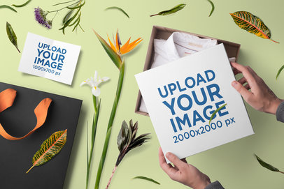 Box Mockup Featuring Flowers and a Greeting Card 3171-el1